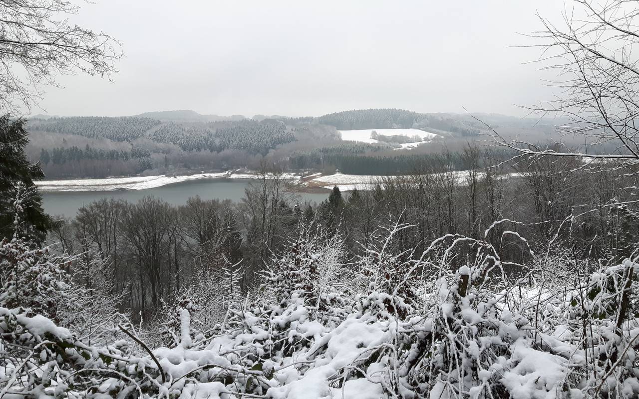 Dhünntalsperre Winter