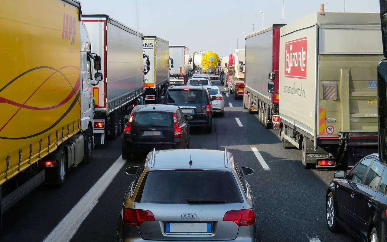 Stau auf der Autobahn