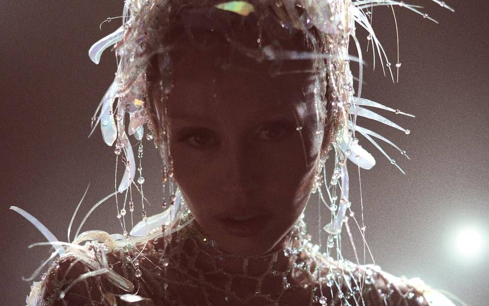 Das neue Album-Cover von Miley Cyrus zu ihrer neuen Platte "Something Beautiful"