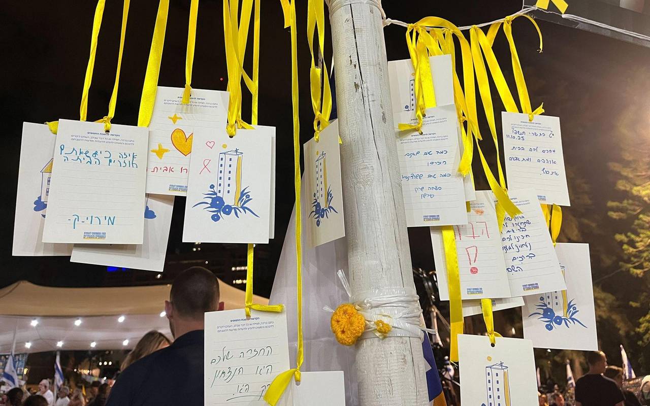 Nahostkonflikt - Israelis warten auf die Rückkehr der Geiseln