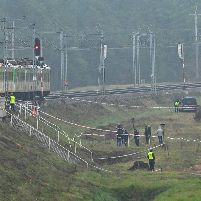 Bahnstrecke in Polen durch Sabotage beschädigt