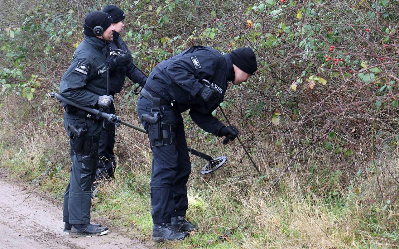 Erneute Spurensuche am Fundort im Fall Fabian