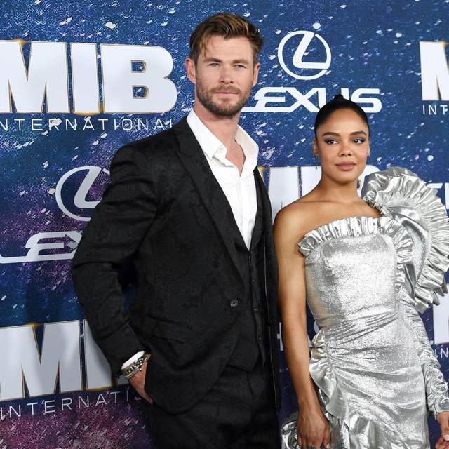 Chris Hemsworth und Tessa Thompson