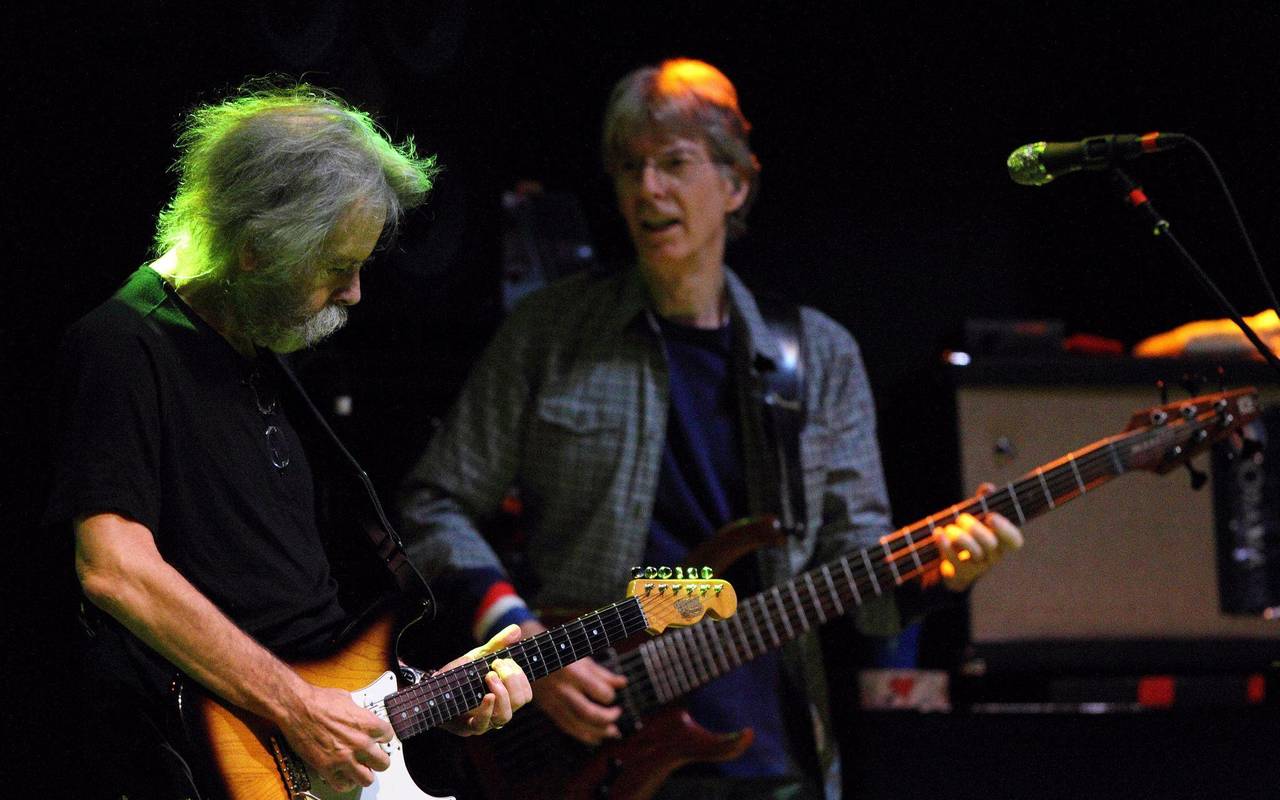 Bob Weir (links) und Phil Lesh (rechts)
