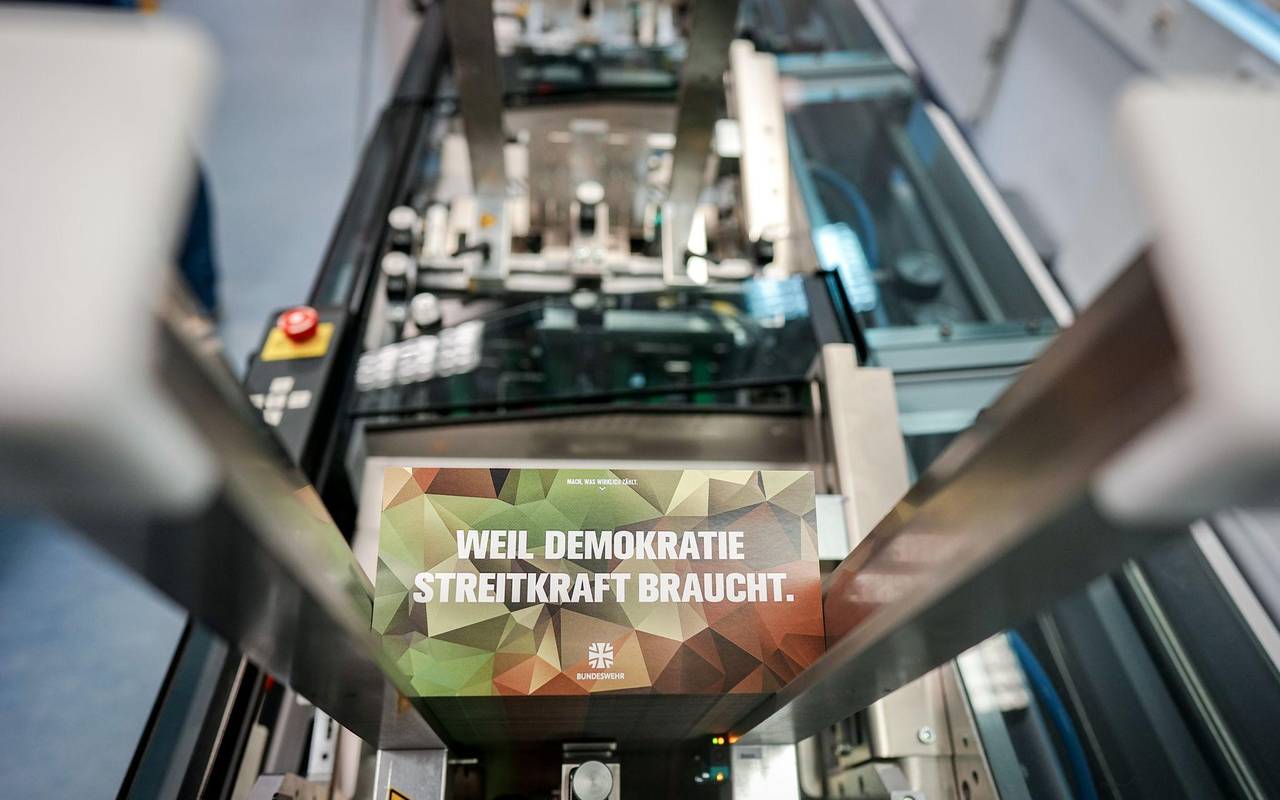 Neuer Wehrdienst - Erste Fragebögen werden verschickt