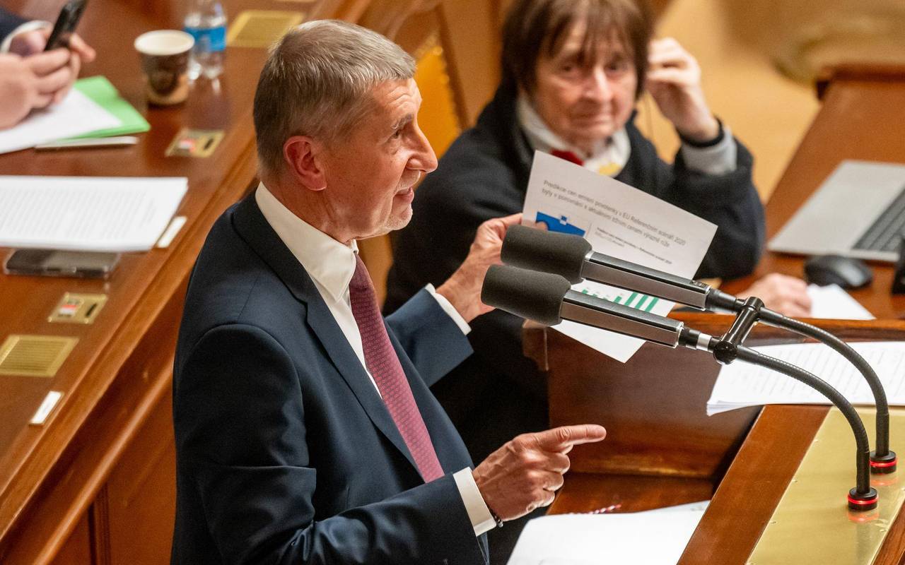 Rechte Babis-Regierung in Tschechien stellt Vertrauensfrage
