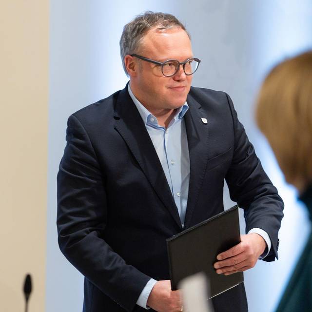 Thüringer Ministerpräsident Voigt soll Doktortitel verlieren