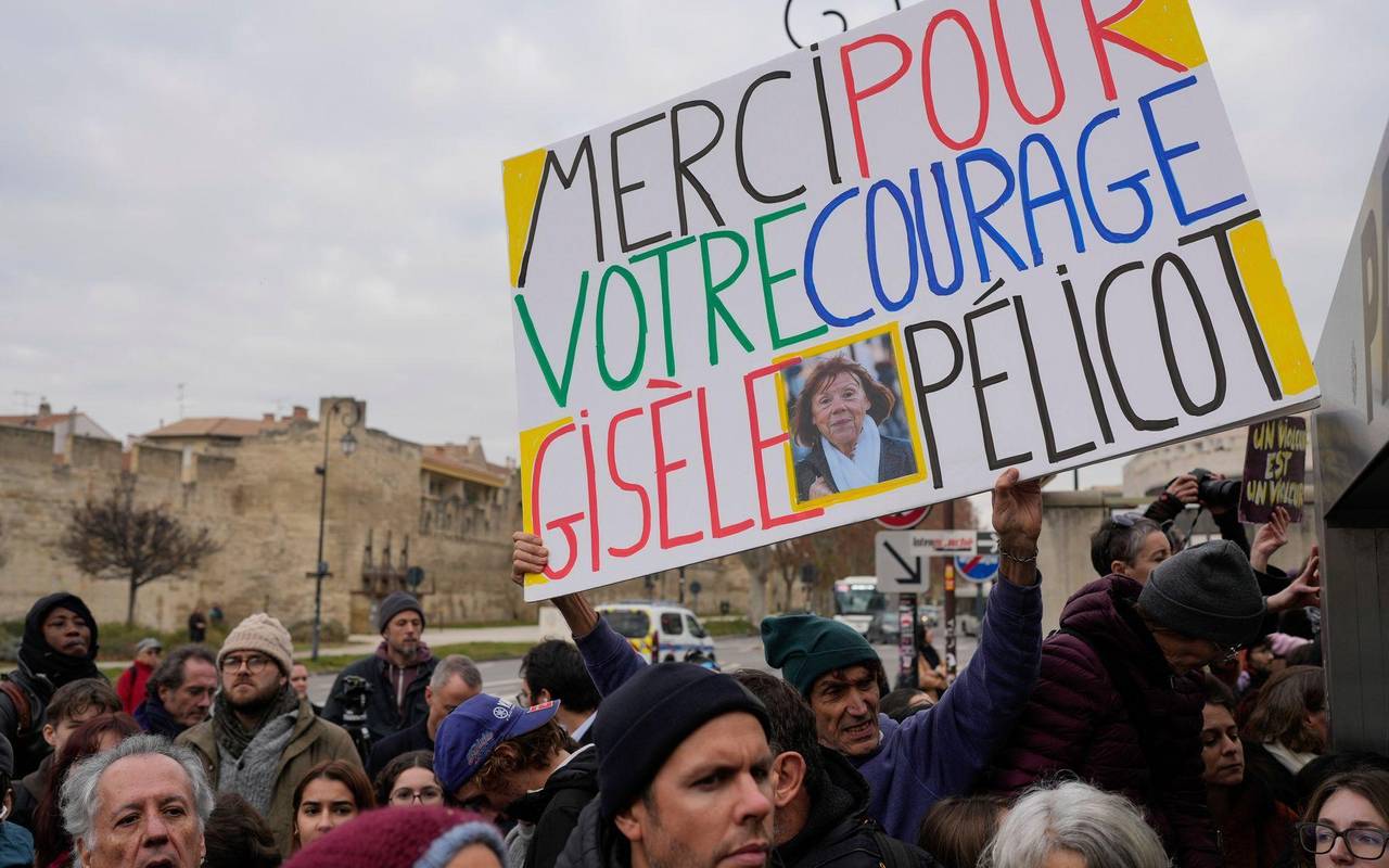 Unterstützer beim Missbrauchsprozess in Avignon
