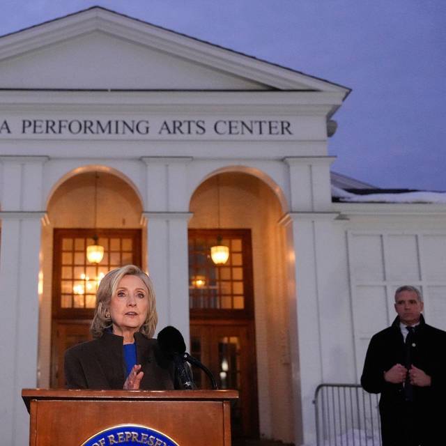 Epstein-Affäre - Clintons vor Untersuchungsausschuss