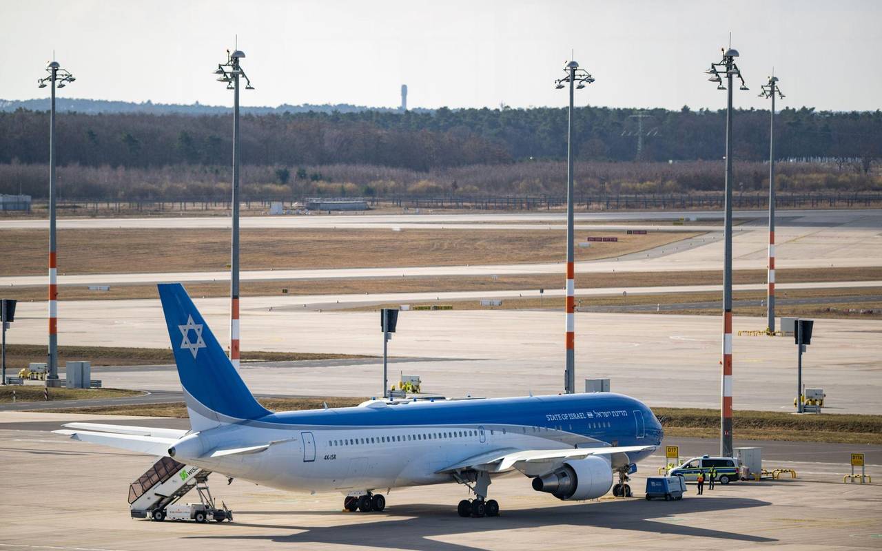 Angriff auf den Iran - Israels Staatsflugzeug am BER