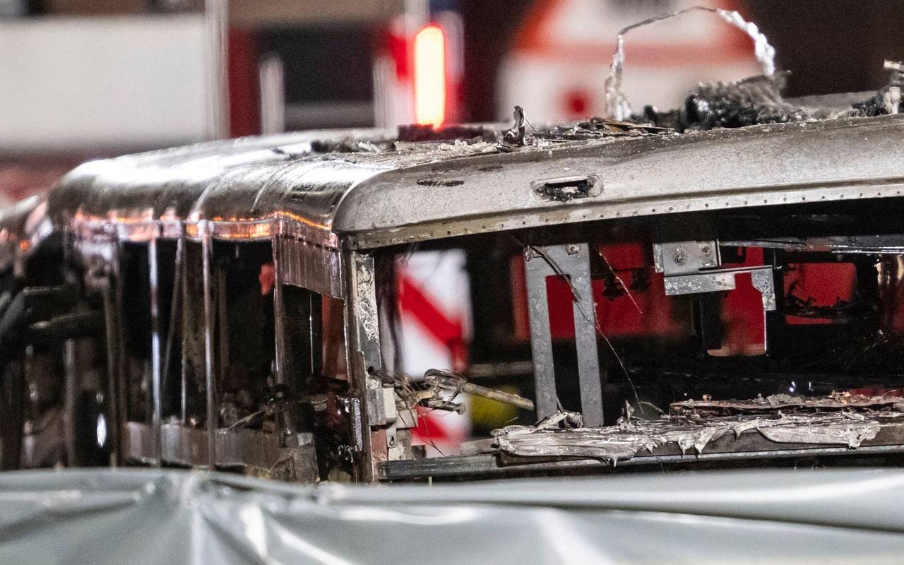 Linienbus ausgebrannt - Tote und Verletzte in der Schweiz