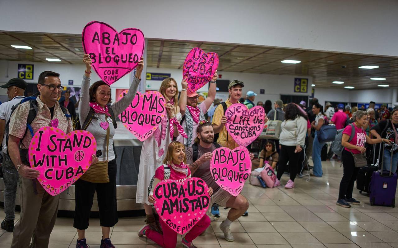 Aktivisten bringen Tonnen Hilfsgüter nach Kuba