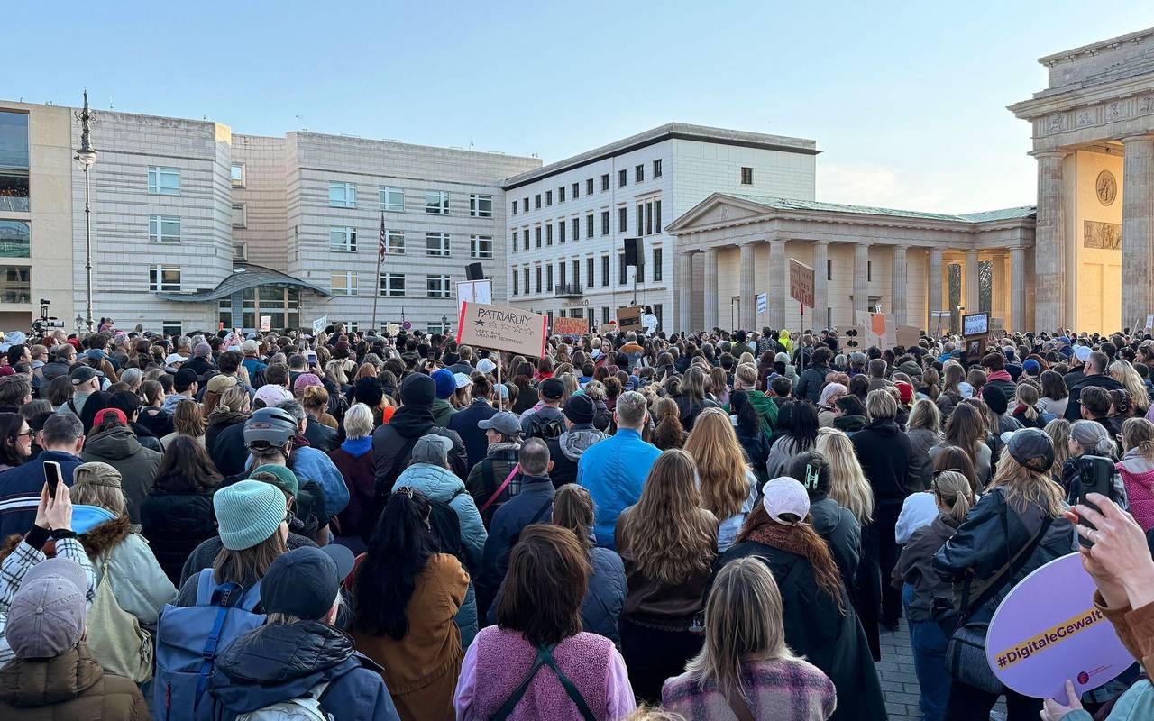 Demonstration gegen sexualisierte digitale Gewalt