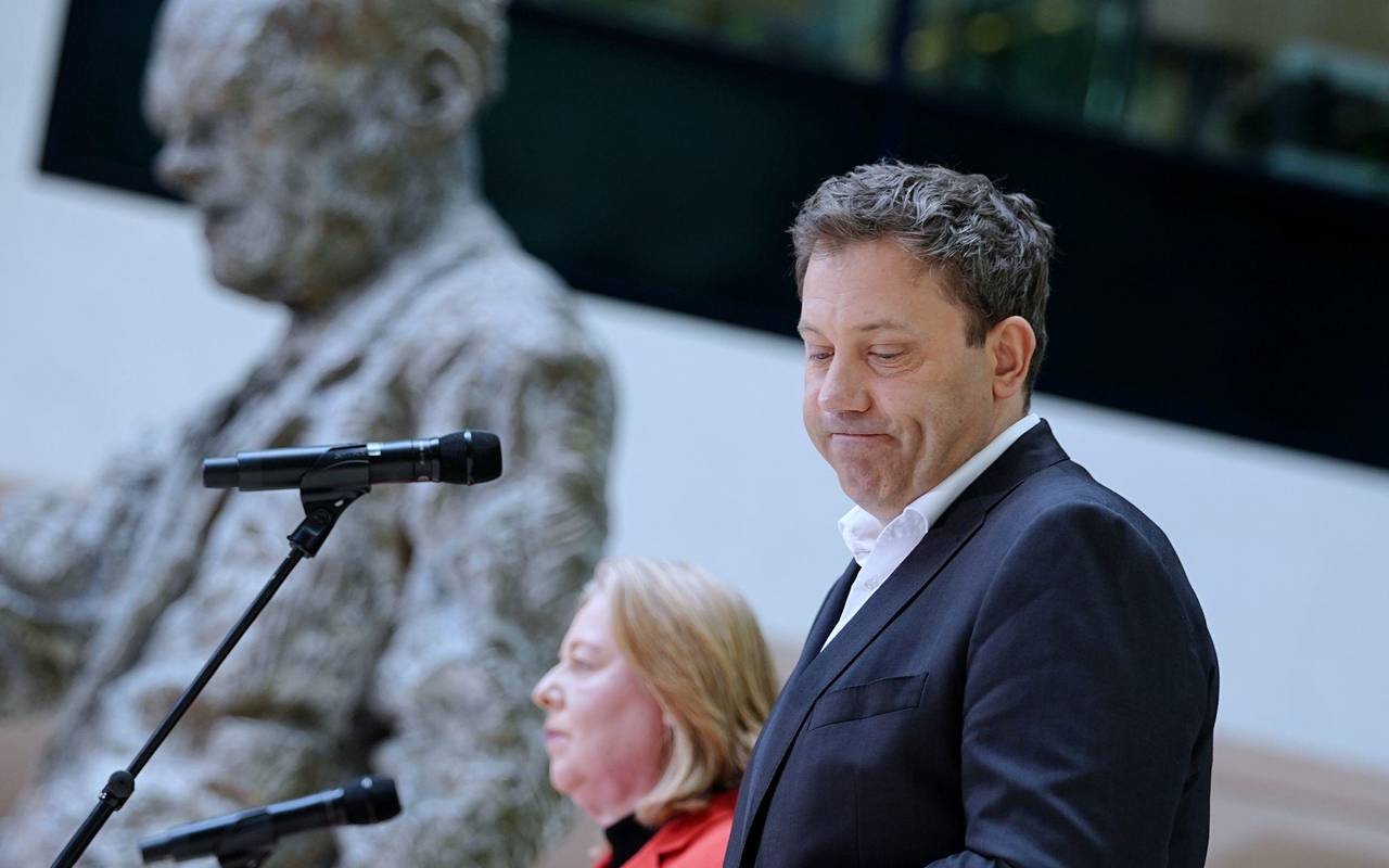 Gremiensitzungen und Statements der Bundesparteien