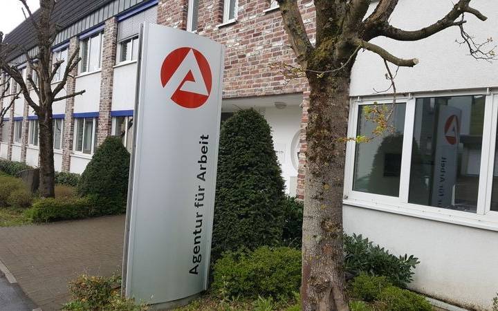 Kaum Bewegung auf dem bergischen Arbeitsmarkt