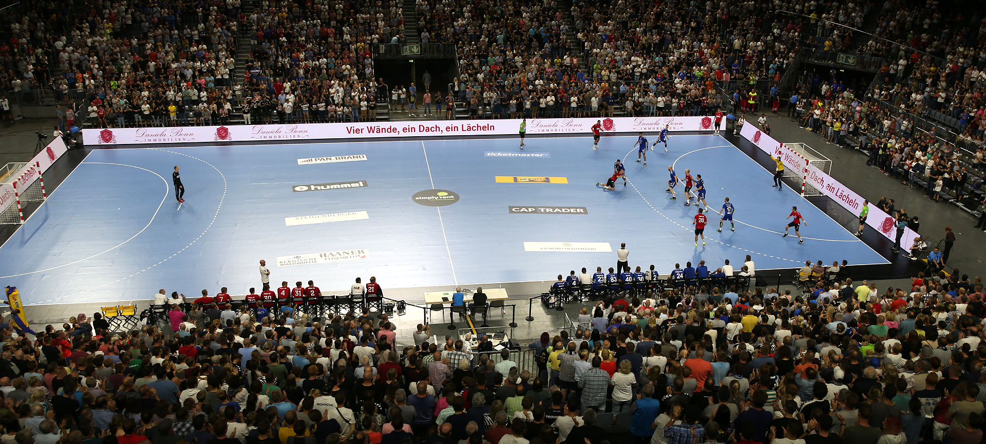 Handball: VfL verliert in Köln gegen Dänischen Meister