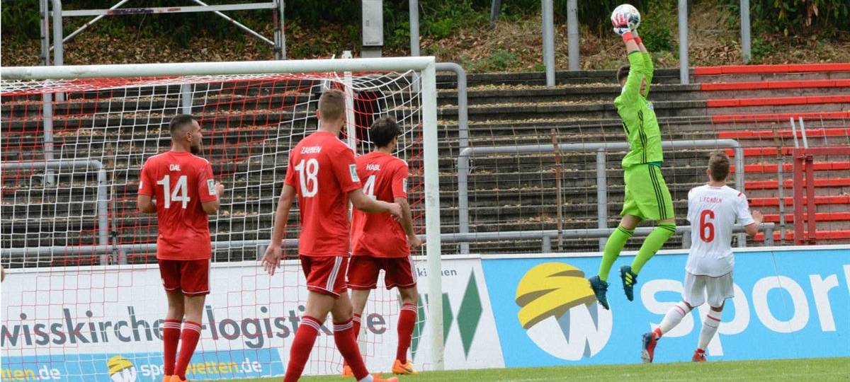 Fußball: 09 holt nach Durststrecke Punkt im Bergischen Derby