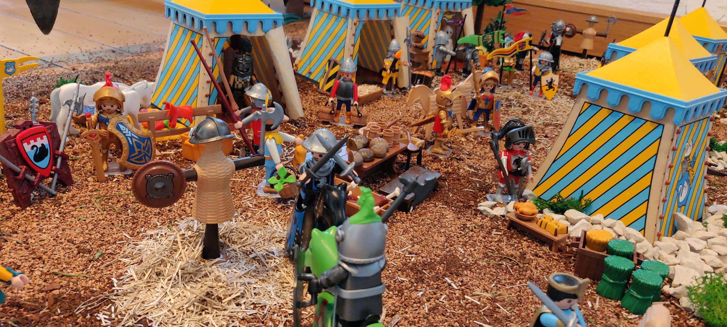 Playmobilfiguren zeigen bergische Geschichte
