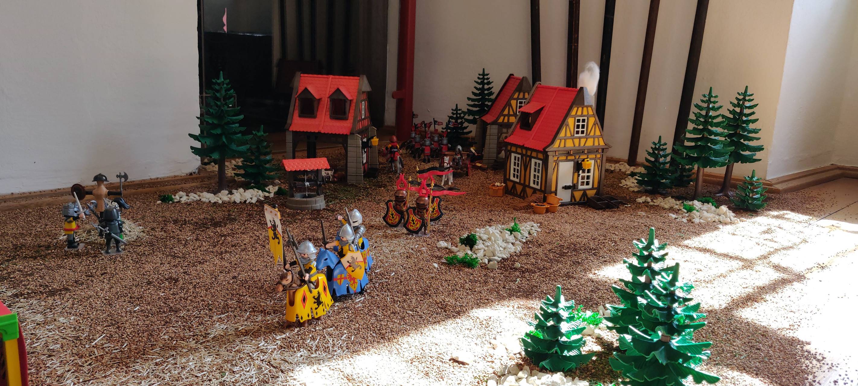 Playmobilfiguren zeigen bergische Geschichte