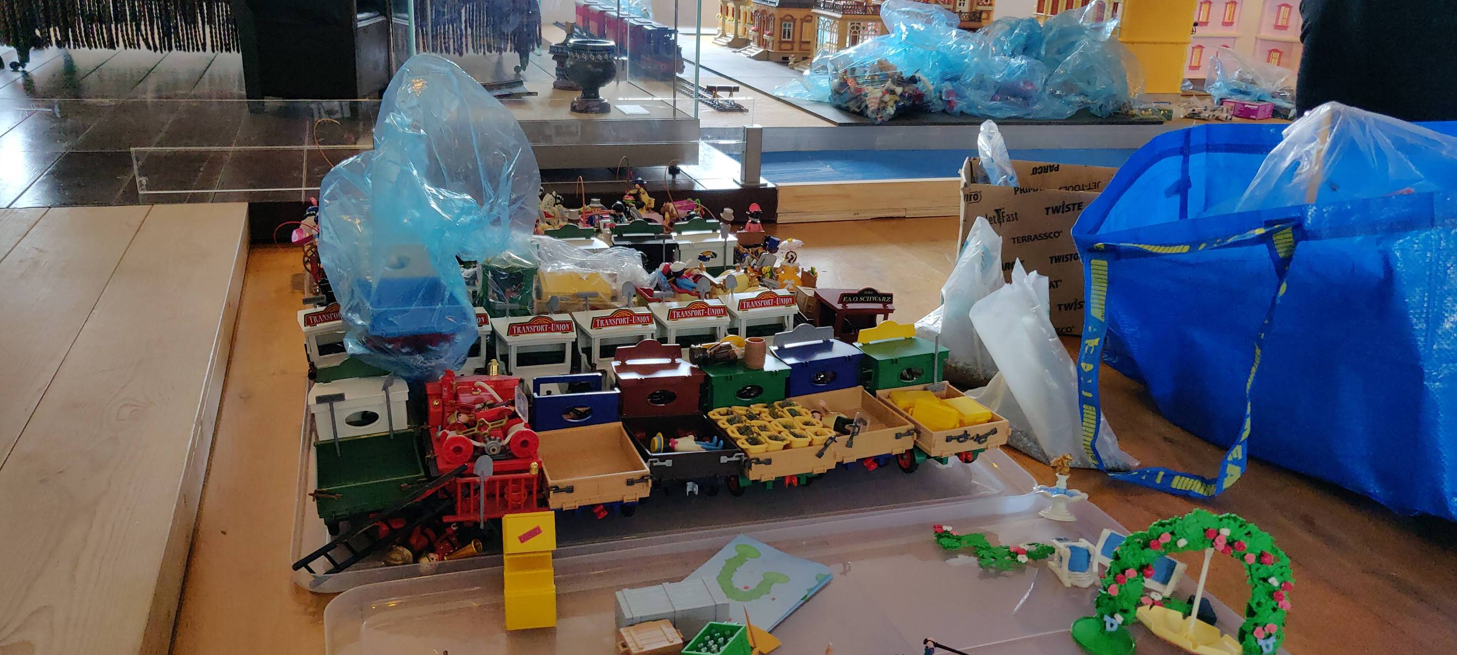 Playmobilfiguren zeigen bergische Geschichte