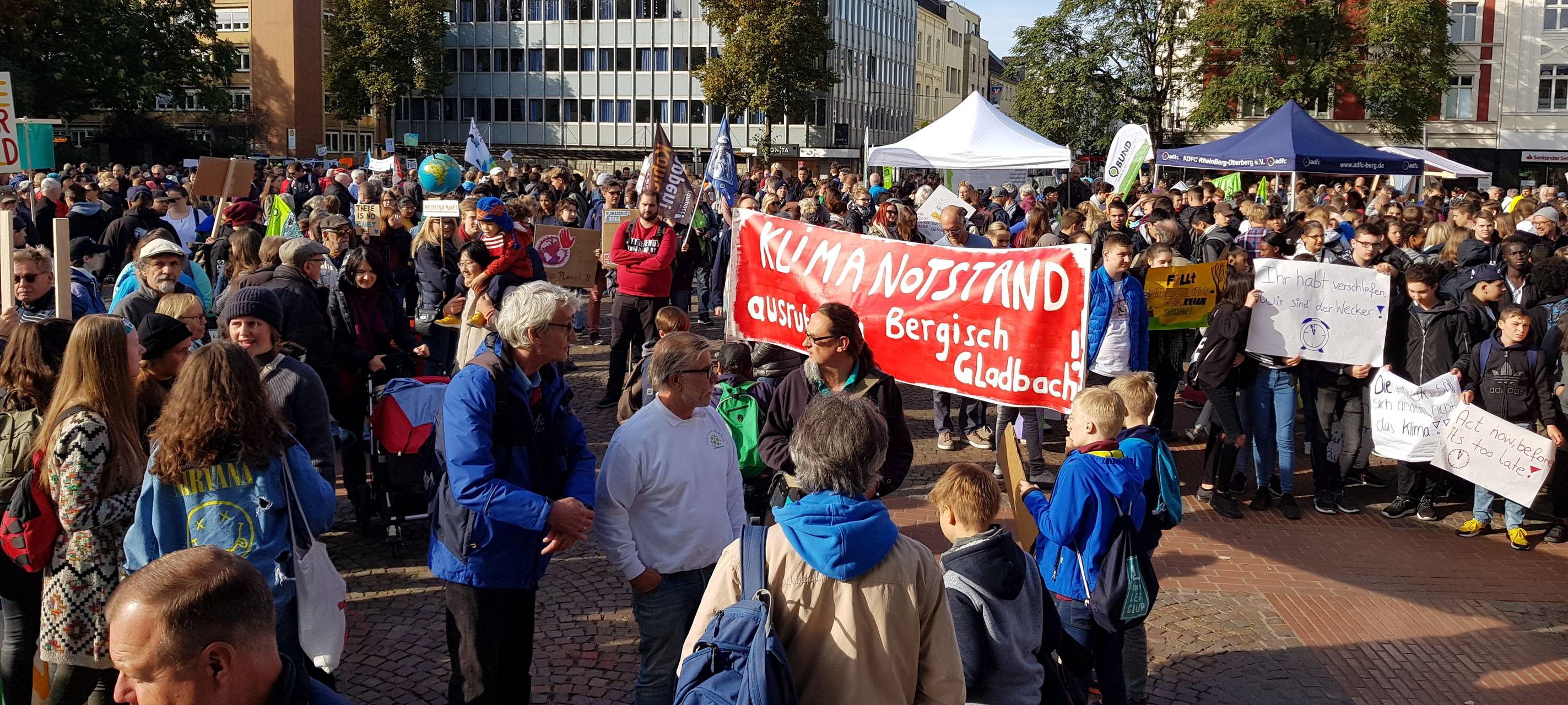 Klimakundgebungen in den Kreisstädten
