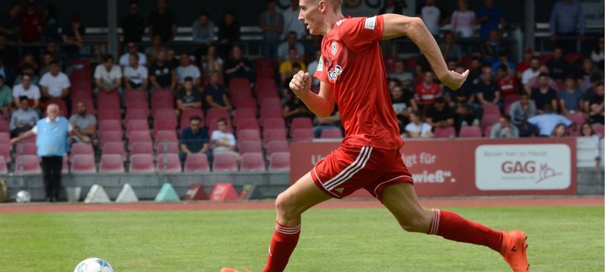 Fußball: 09 chancenlos in Verl