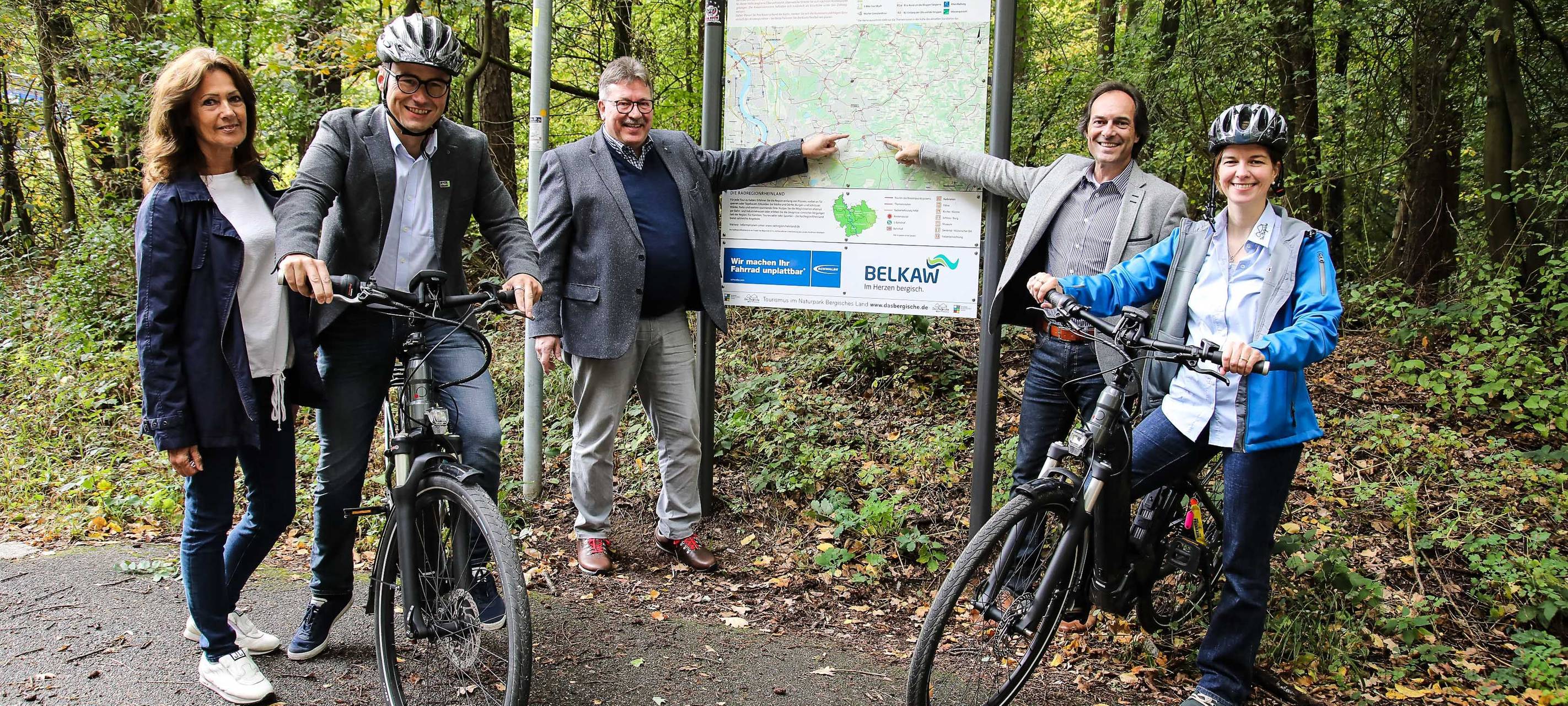 Neue Infotafeln für Radfahrer im Bergischen