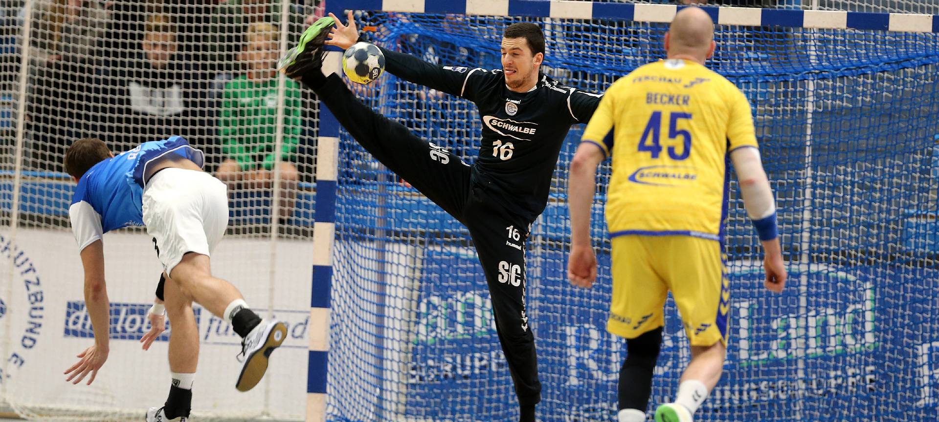 Handball: VfL holt sicheren Derbysieg in Dormagen