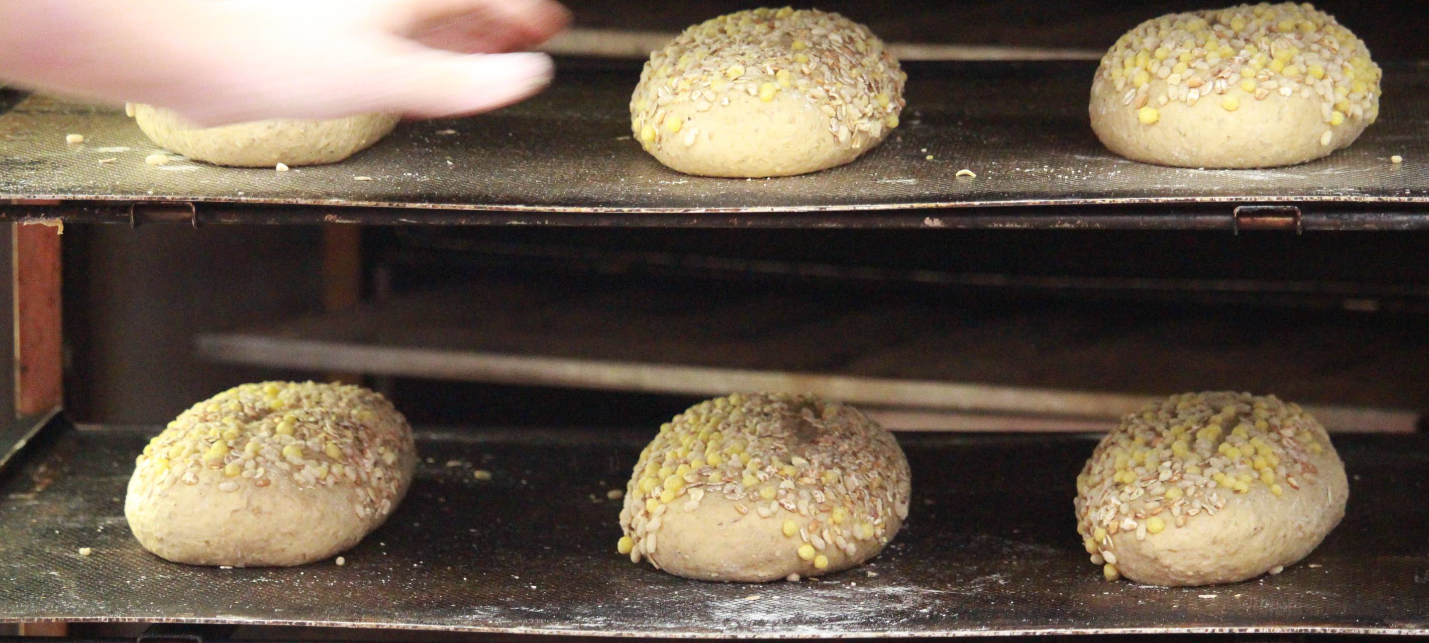 Rustikorn: Unser Radio Berg-Brot