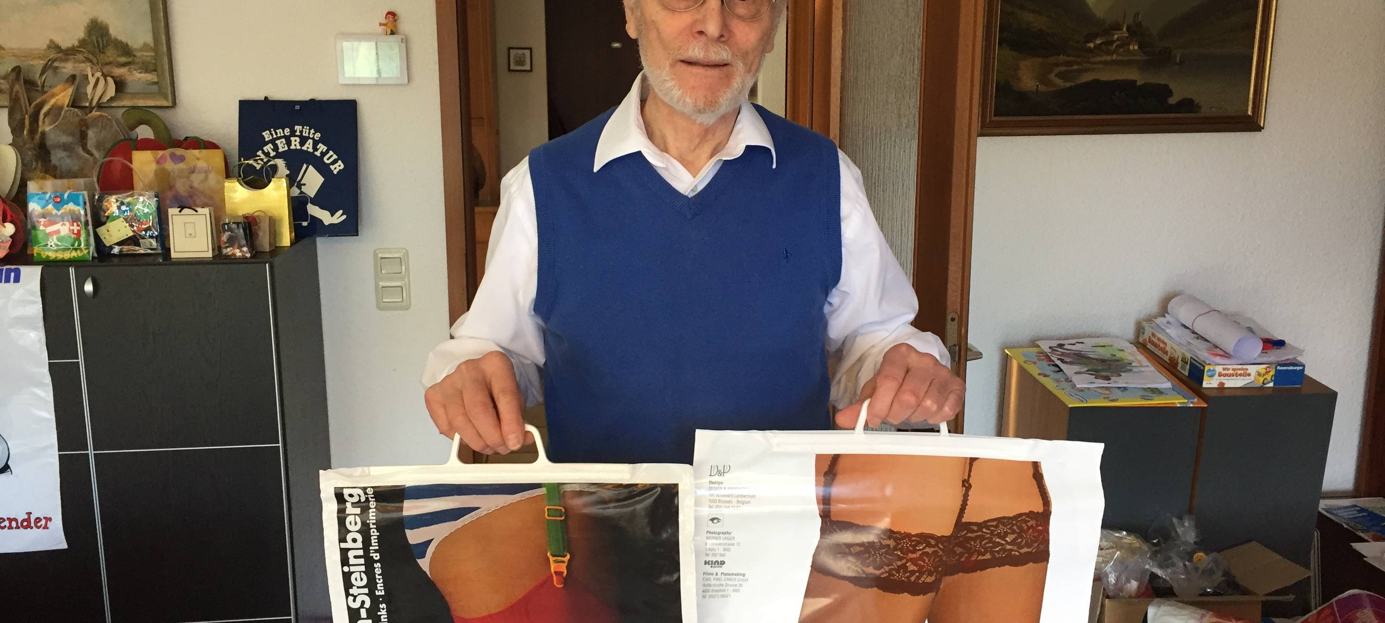 Ende der Plastiktüten: Gerd aus Rade sucht ein Museum für seine gesammelten Exemplare