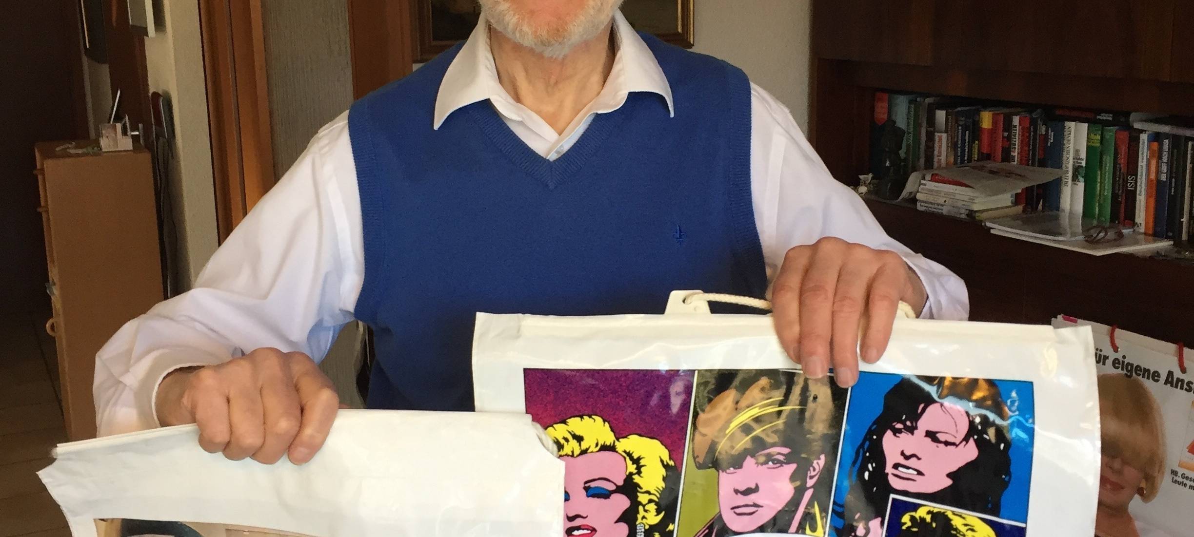 Ende der Plastiktüten: Gerd aus Rade sucht ein Museum für seine gesammelten Exemplare