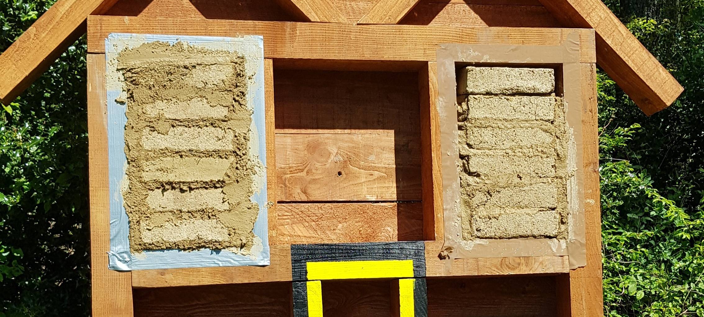 Das Radio Berg Bienenhotel steht!