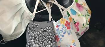 Masken als modische Accessoires
