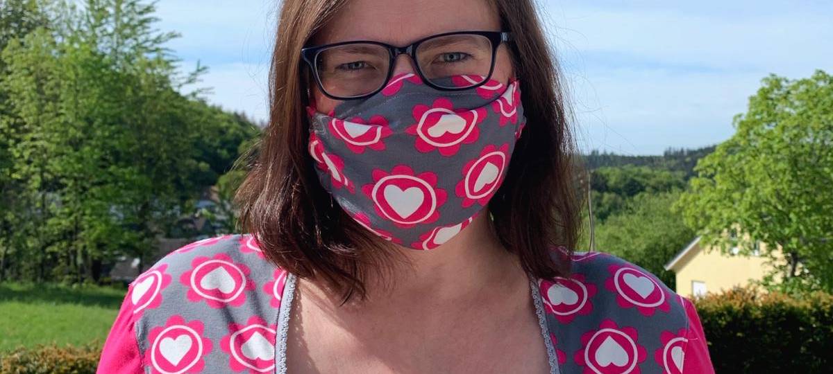 Masken als modische Accessoires