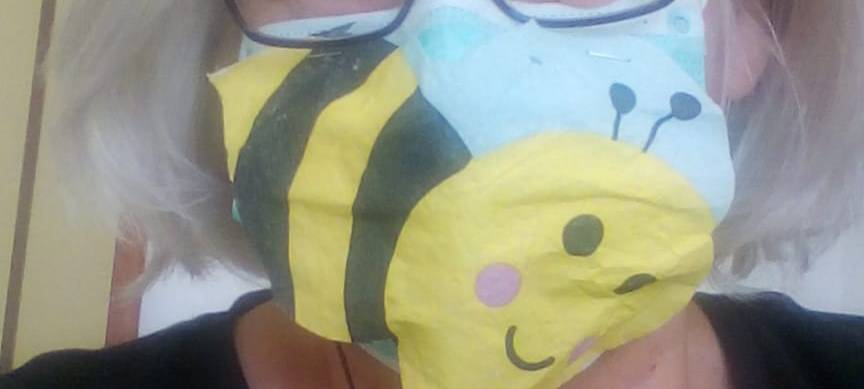 Masken als modische Accessoires
