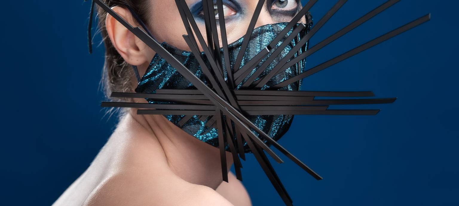 Masken als modische Accessoires