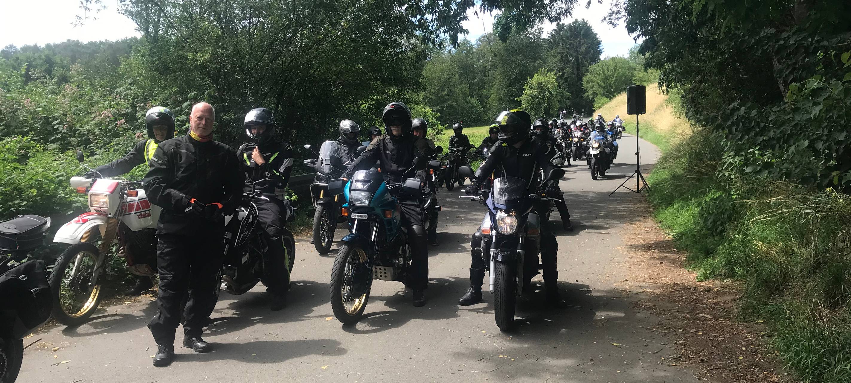 400 Motorradfahrer demonstrierten gegen Tempolimit