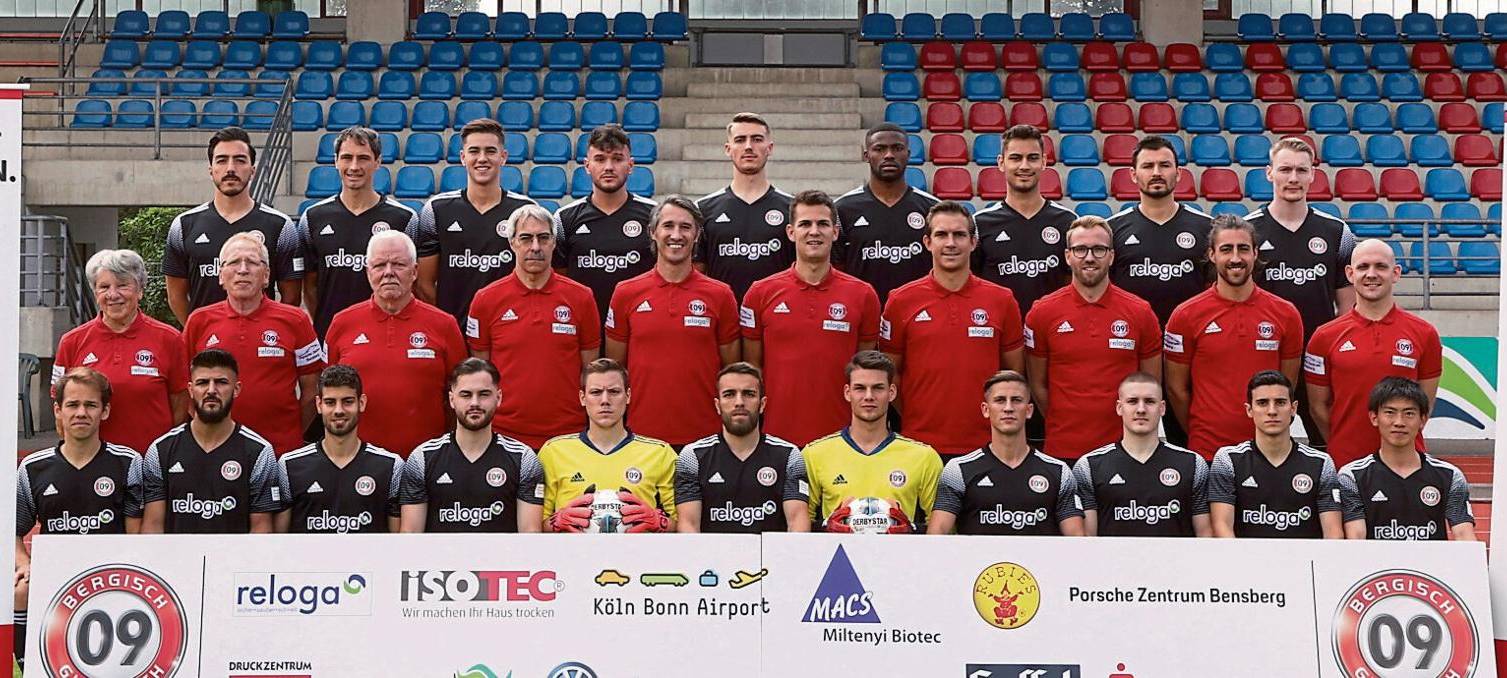 Fußball: 09 trifft bei Alemannia zu spät