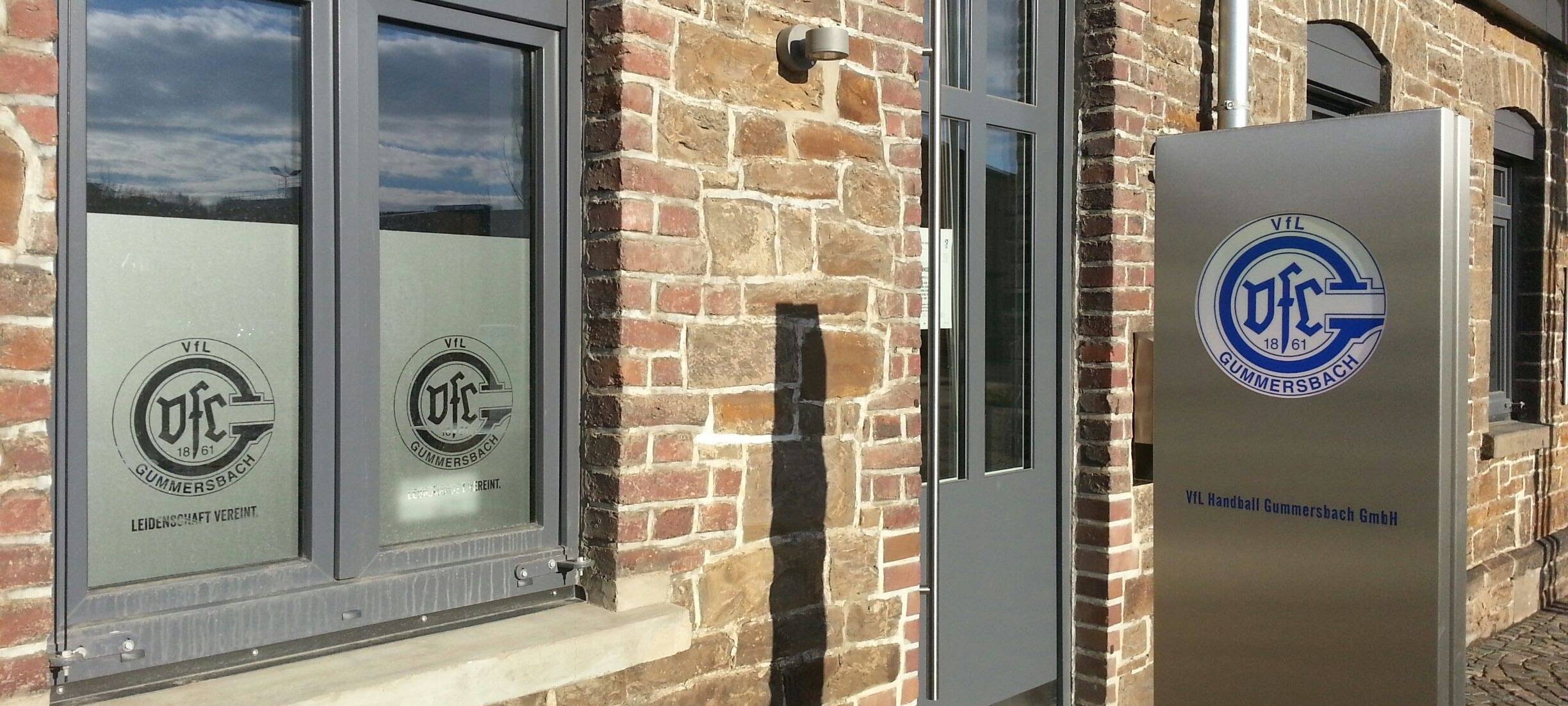 Gummersbach: VfL eröffnet Weihnachts-Fanshop