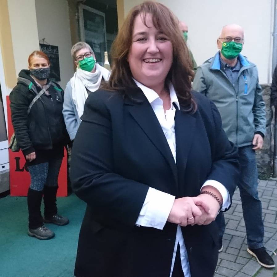 Eine Sensation und eine knappe Entscheidung bei der Stichwahl Im