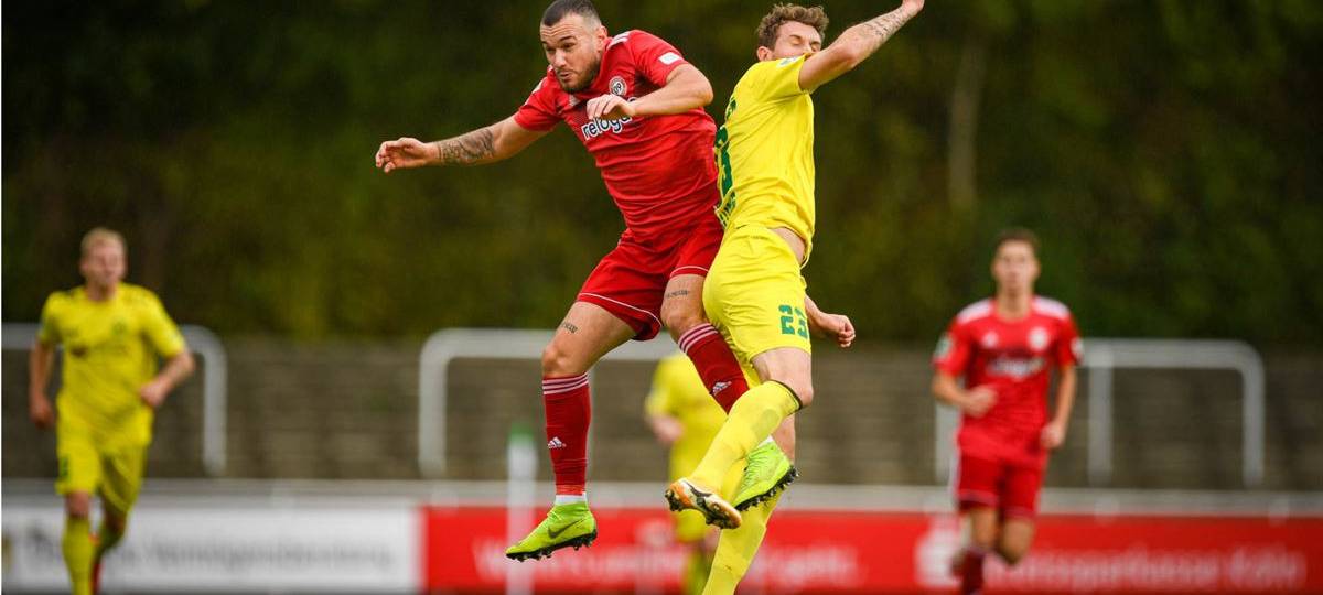 Fußball: 09 verliert auch in Überzahl