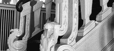 Historische Treppe sucht Haus