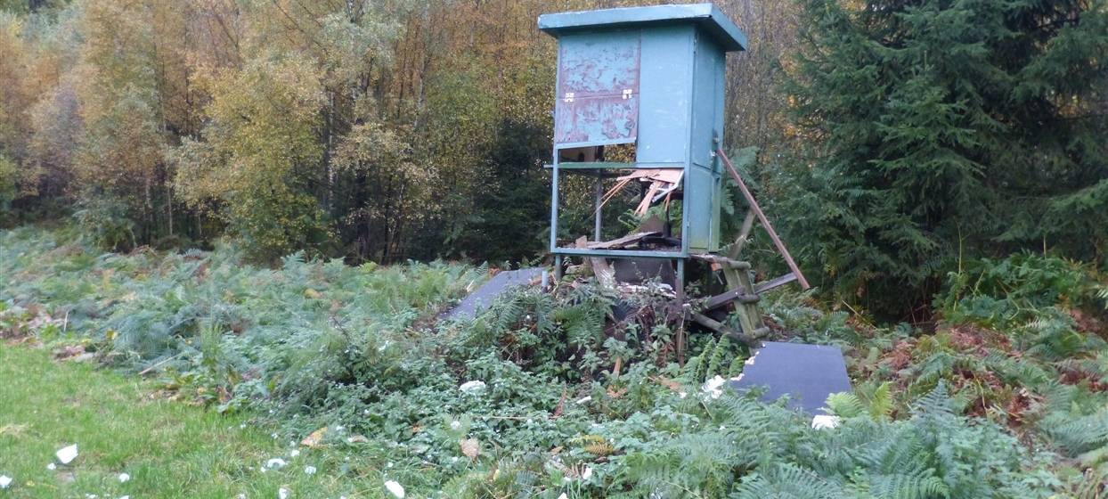 Hochsitz gesprengt und Kirchen bestohlen