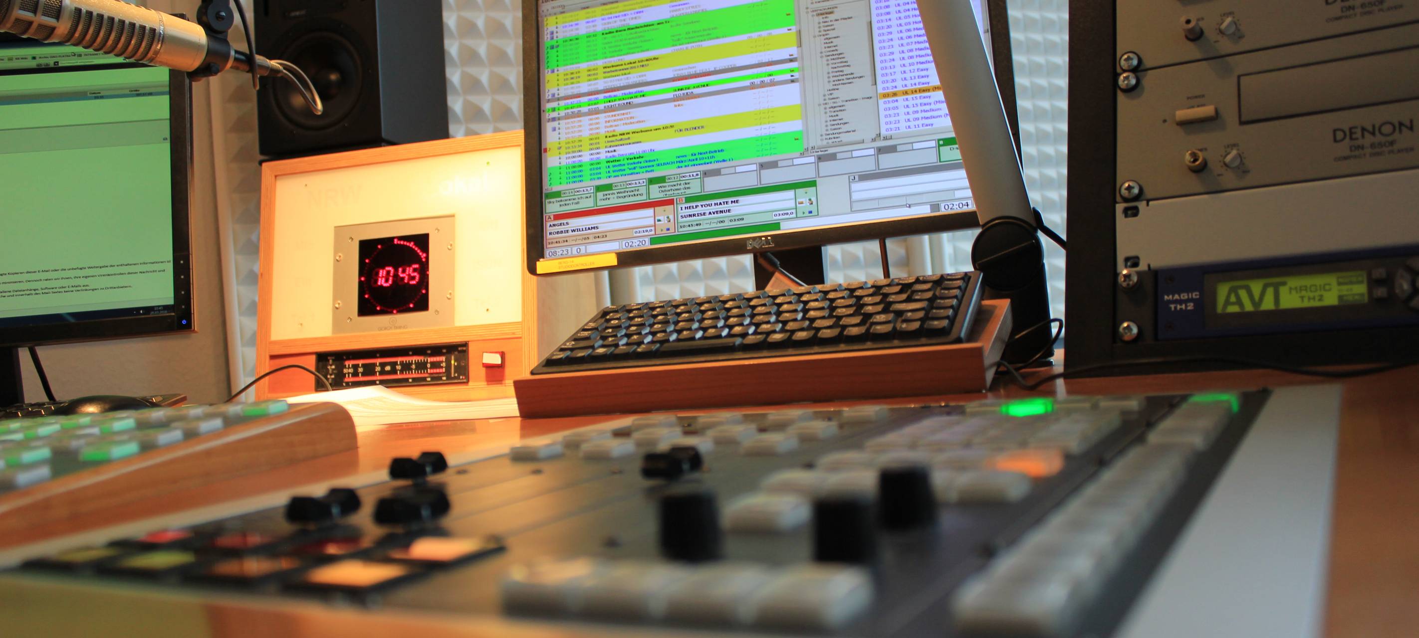 Radio Berg Mischpult Sendestudio Studio