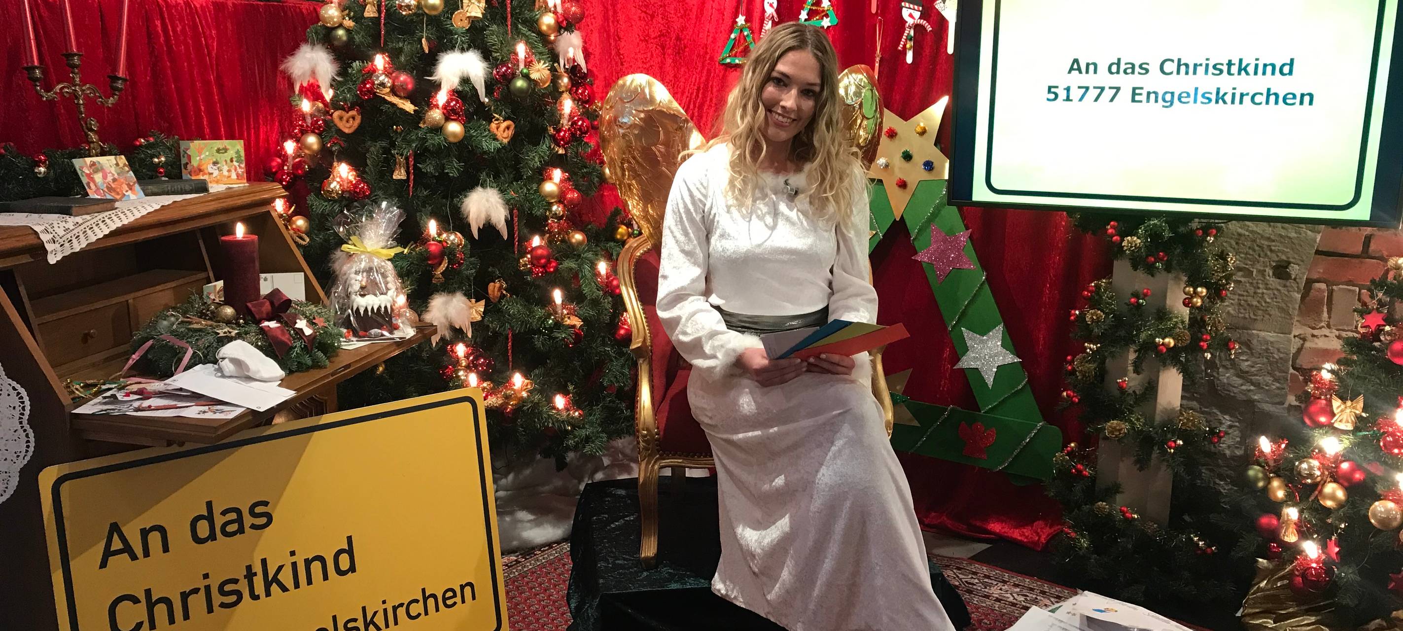 Christkind-Postamt in Engelskirchen eröffnet