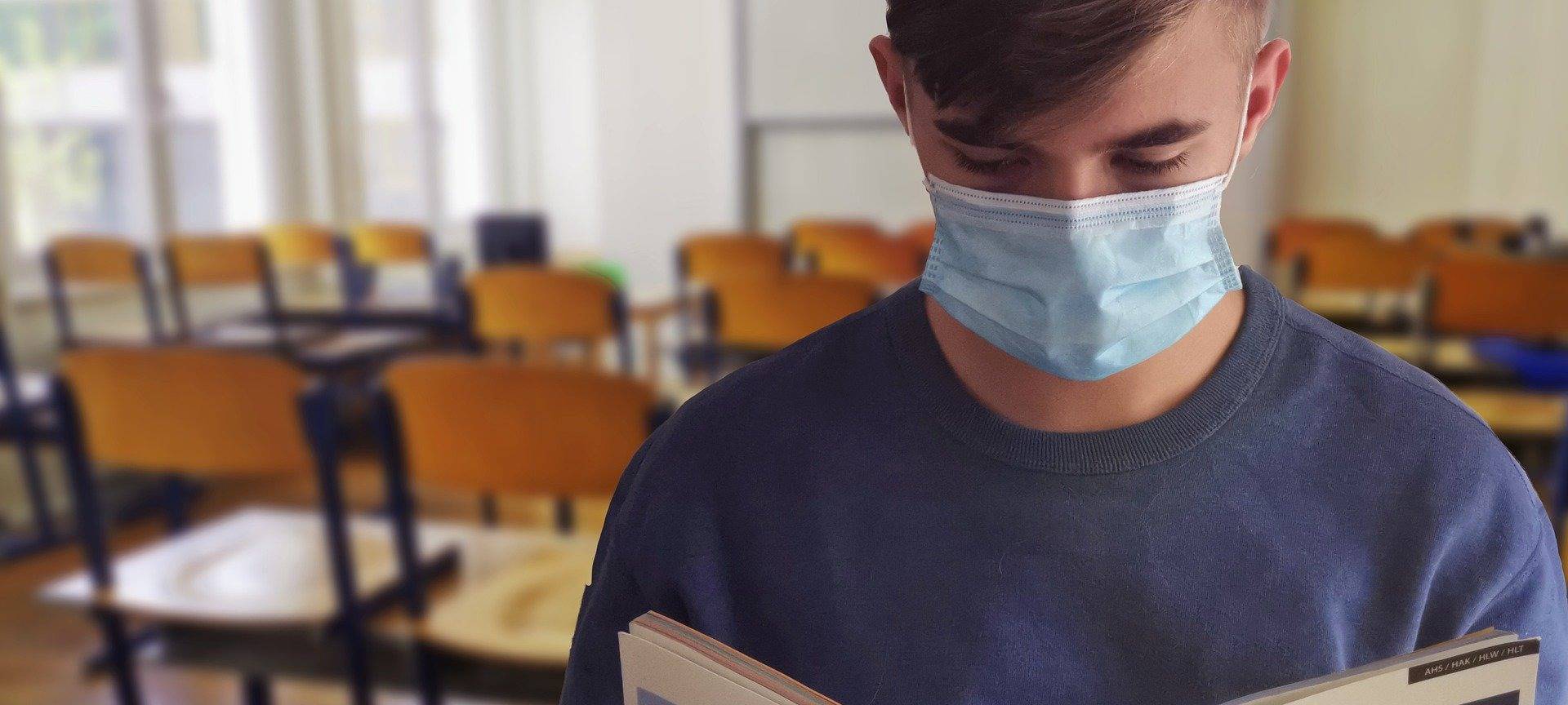 Kritik an Aufschub für weitere Corona-Maßnahmen an Schulen