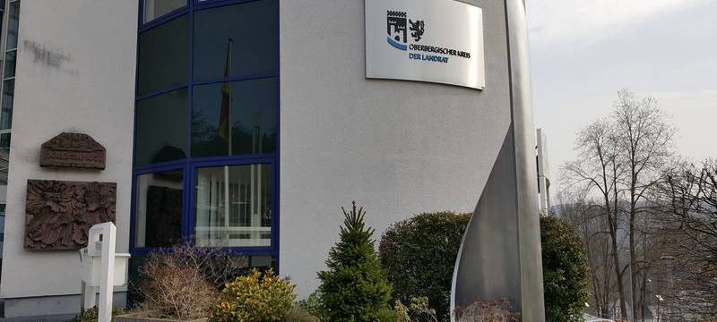 Parteiübergreifender Impf-Appell im Oberbergischen Kreis
