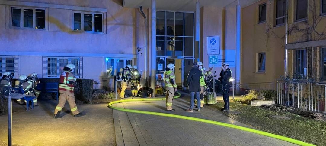 Brand in Patientenzimmer im EVK in Bergisch Gladbach