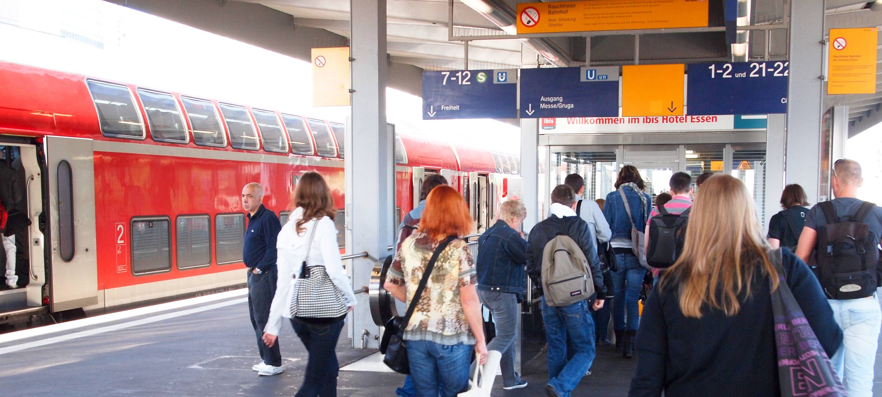 Keine Waffen und Messer am Kölner Hauptbahnhof