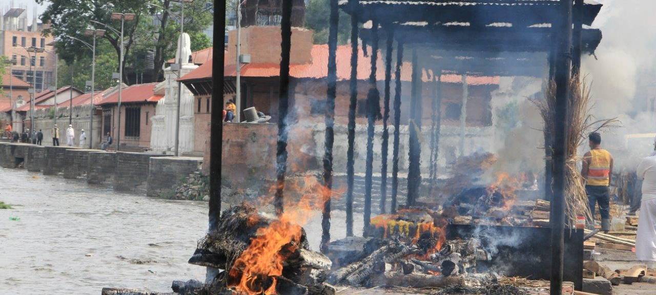 Lockdown Nepal Verbrennungen